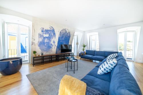 Blue by the River 4 - Unique Penthouse Duplex with a View