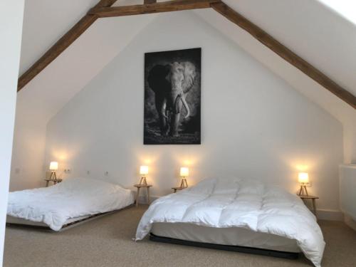 Voodi või voodid majutusasutuse merveilleux cottage dans parc de 7,5 hectares toas