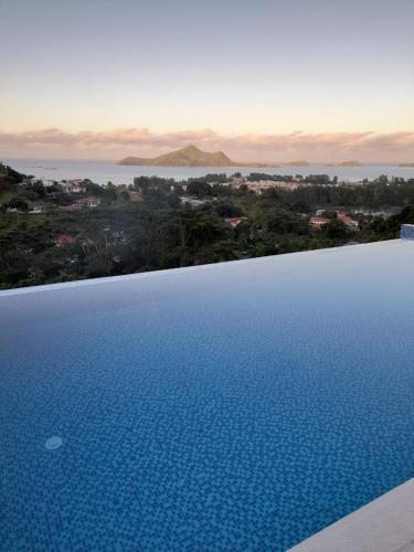 Piscine de l'établissement Maison L'Horizon ou située à proximité