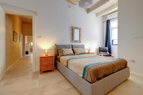 Krevet ili kreveti u jedinici u okviru objekta Stylish 2BR Apartment in Valletta