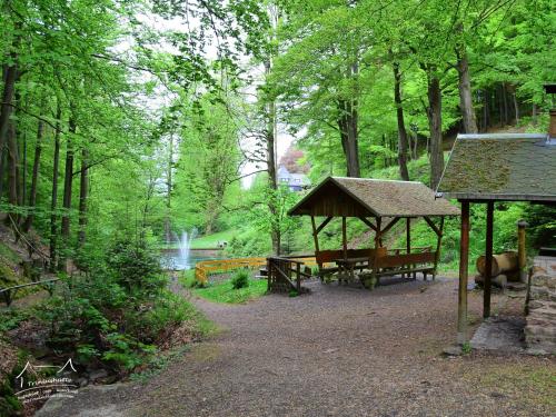 Foto dalla galleria di Die Triniushütte "Thüringens schönste Aussicht" a Rauenstein