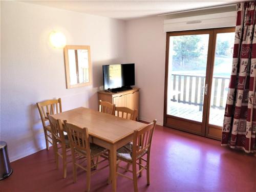 Appartement 2 Pièces pour 6 Personnes – Résidence Les Chalets d'Aurouze, La Joue du Loup - FR-1-504-464