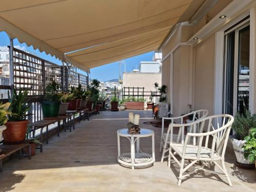 The ACROPOLIS view made for you-2BR APT // 6m walk to the metro