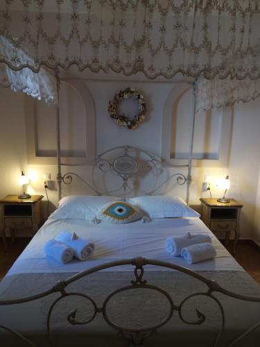 Postel nebo postele na pokoji v ubytování Butterfly View Suites