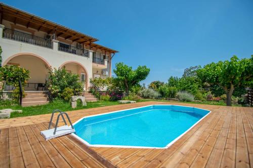 Bazén v ubytovaní Family Private Homes & Sea View by "elite" alebo v jeho blízkosti