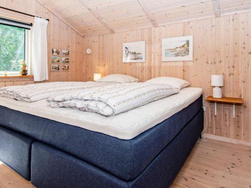 Posteľ alebo postele v izbe v ubytovaní 4 star holiday home in Hemmet
