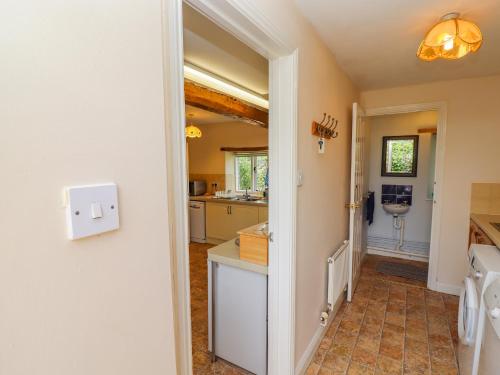 Gallery image of Pheasant Cottage in Burford