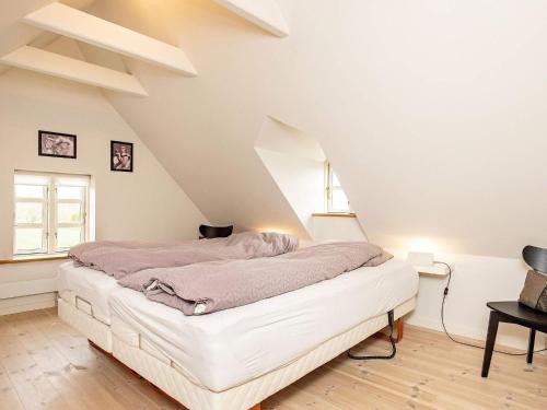 Postel nebo postele na pokoji v ubytování Holiday home Øster Assels VI