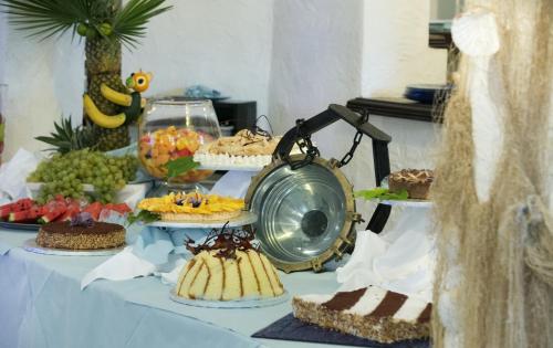 Makanan di atau berdekatan aparthotel ini