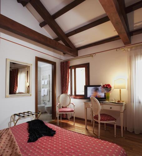Hotel Ca' D'Oro - WENICE Deep Culture Image