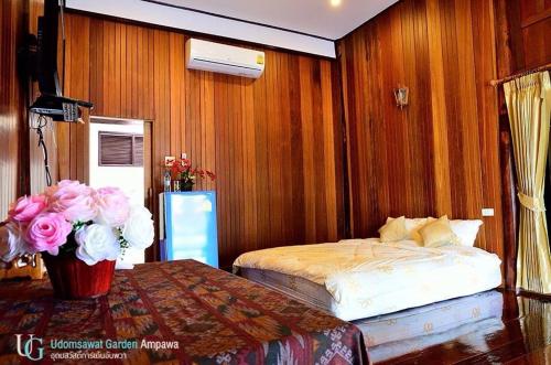 Fotografie z fotogalerie ubytování บ้านสวนอุดมสวัสดิ์ อัมพวา v destinaci Amphawa