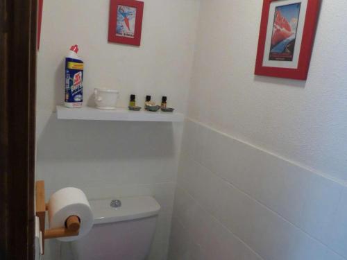 Photo de la galerie de l'établissement Charmant T2 37m² avec balcon, parking, dernier étage, 4 pers - FR-1-458-168, au Grand-Bornand