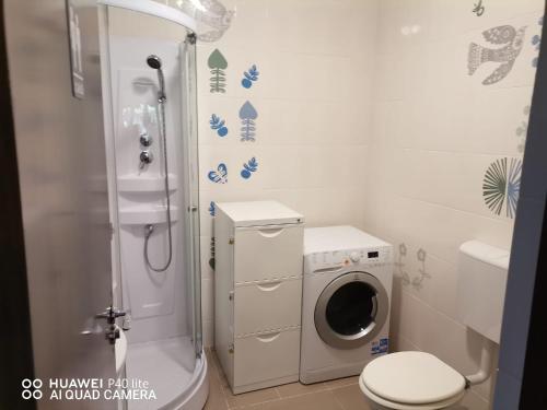 Ванная комната в Antonia, Apartament Predeal
