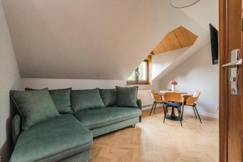 Χώρος καθιστικού στο Apartamenty Gajówka- rowery, plac zabaw, sauna, jacuzzi