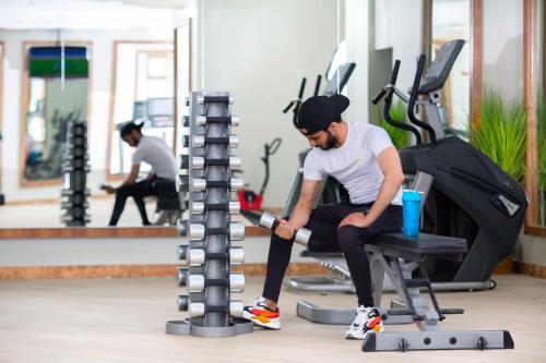 Fitness centrum a/nebo fitness zařízení v ubytování Terrace View Serviced Apartments 1