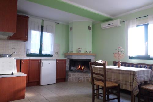 Gallery image of To Asteri in Avgonyma