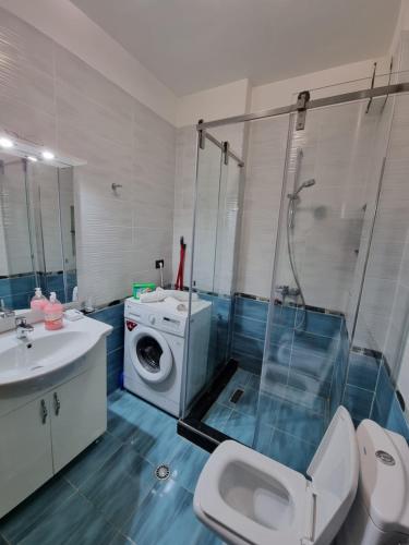 Salle de bains dans l'établissement Seaview Luxury Apartment