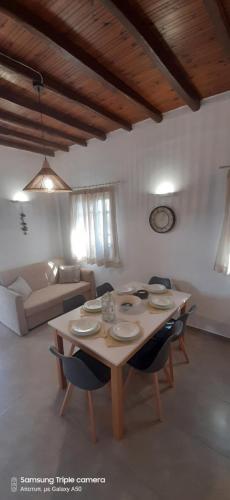 Gallery image of Ranias House in Andiparos