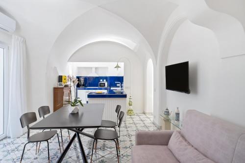 Istumisnurk majutusasutuses Capri Blue Luxury Villa Le Tre Monelle