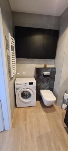 Ένα μπάνιο στο APARTAMENT SORENTO 27