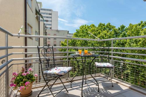 B&A - Center of Split