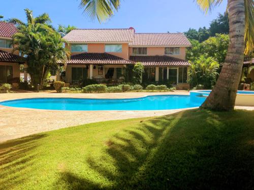 Beautiful Villa Metro Country Club, Juan Dolio Beach