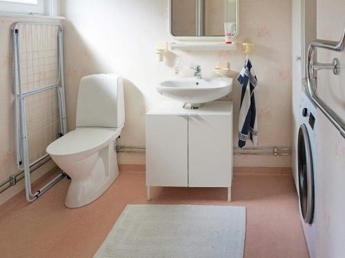 Ванная комната в Holiday home SÖLVESBORG XVI