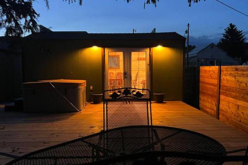 Galeriebild der Unterkunft Thorpe On The Water. Creekside Nederland Cabin. in Nederland