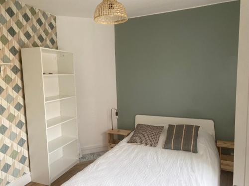 1st Floor Cozy Central Flat with free parking