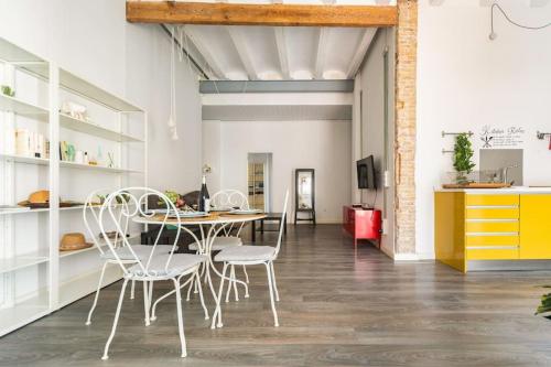 120 sqm Loft-style Apartment Beach Royal Marina