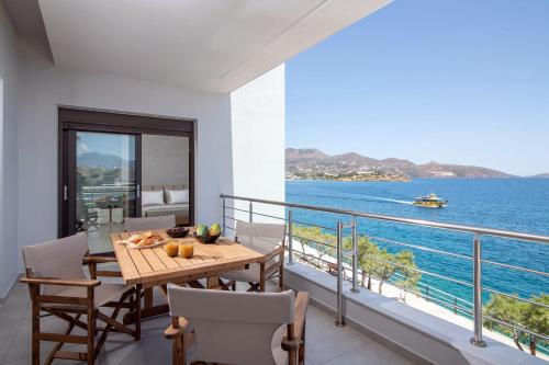 La Vista Apartment