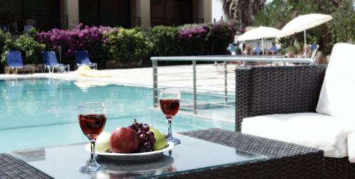 Φωτογραφία από το άλμπουμ του Ipsos Holidays  στον Ύψο