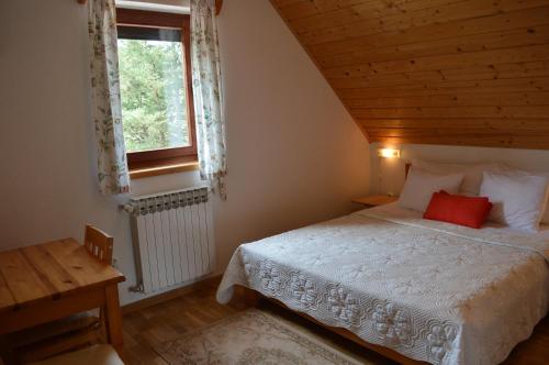 Posteľ alebo postele v izbe v ubytovaní Plitvice Miric Inn