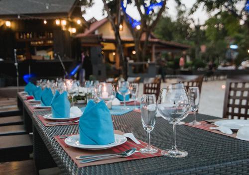 Un restaurant sau alt loc unde se poate mânca la Samed Tropical Resort