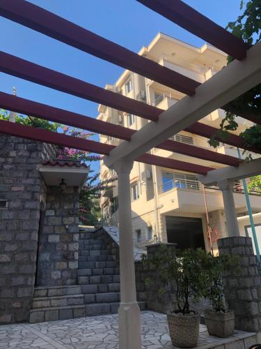 Gallery image of Apartments Rafailović Ljubo in Rafailovici