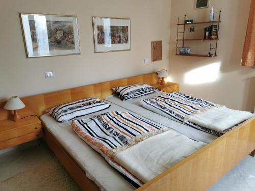 Ein Bett oder Betten in einem Zimmer der Unterkunft Casa Valloni