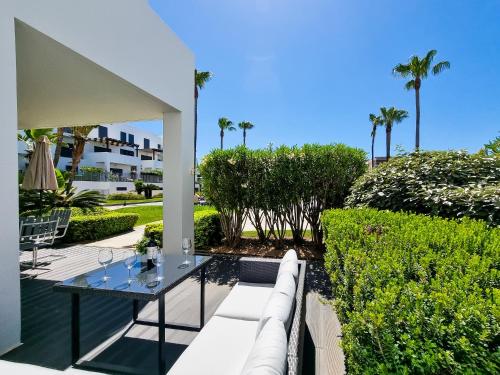 FLH Vilamoura Villa Rosa Golf Apartment with Pool