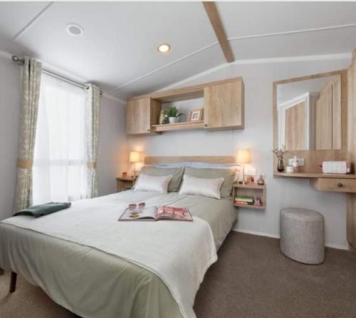 Легло или легла в стая в Cornish meadow retreat