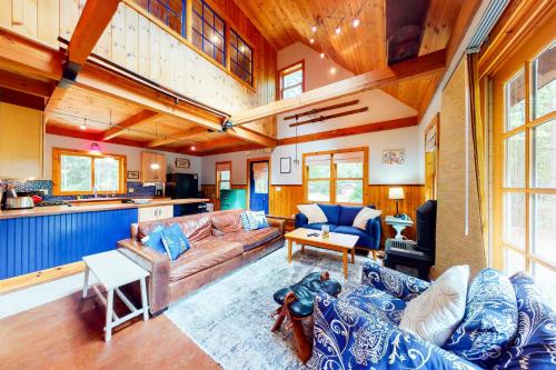 Barker’s Brook Cabin – Photos 5