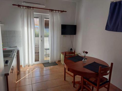 Gallery image of Apartments Burcul Pag in Pag