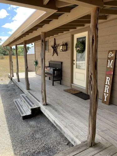 Tabasco Ranch - Star Cabin – Photos 2