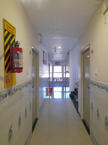an empty hallway in an office building at SUPREME RESIDENCY in Coimbatore