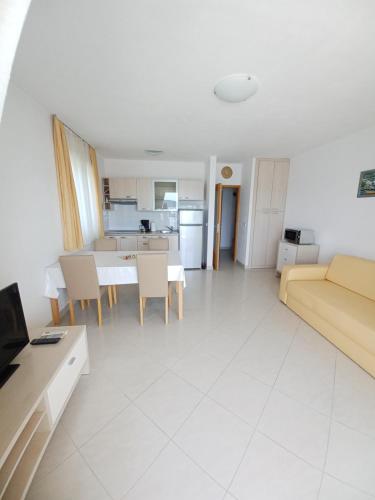Apartments Amor