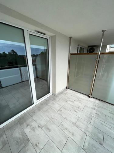 Φωτογραφία από το άλμπουμ του SDH 1 Radzymin comfortable apartment near Warsaw σε Radzymin