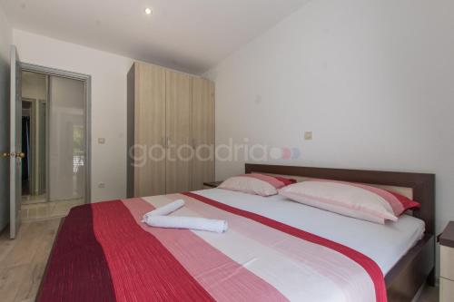 Apartment Vesna With Balcony & Free Parking