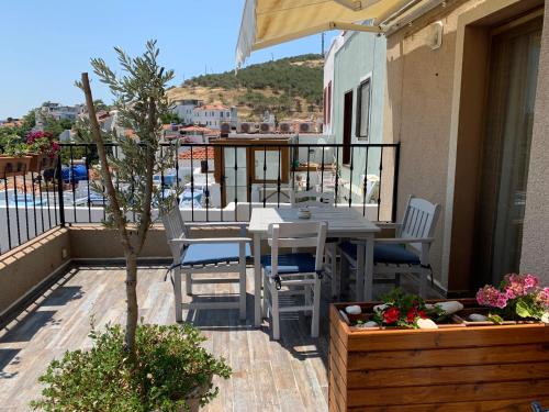 Balkoni atau teres di Mitos Hotel