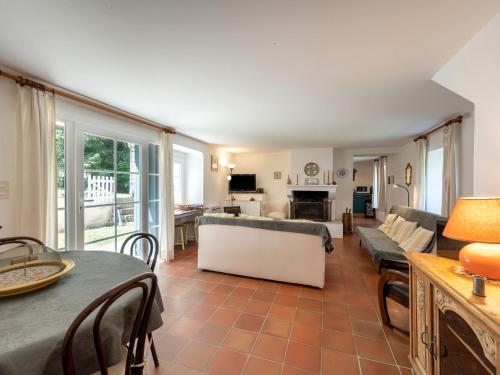 Gallery image of Holiday Home La Chambaillarde by Interhome in Le Poët-Laval