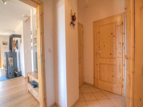 Galería fotográfica de Chalet Campanule by Interhome en Anzère