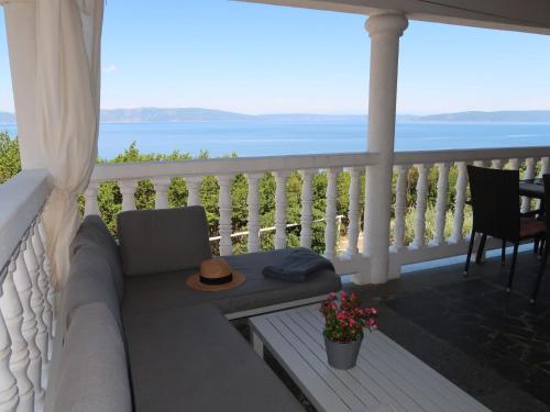 Apartment Ulika by Interhome