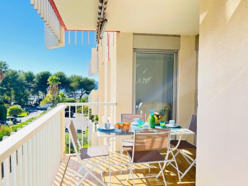 Très bel appartement face au port Santa -Piscine